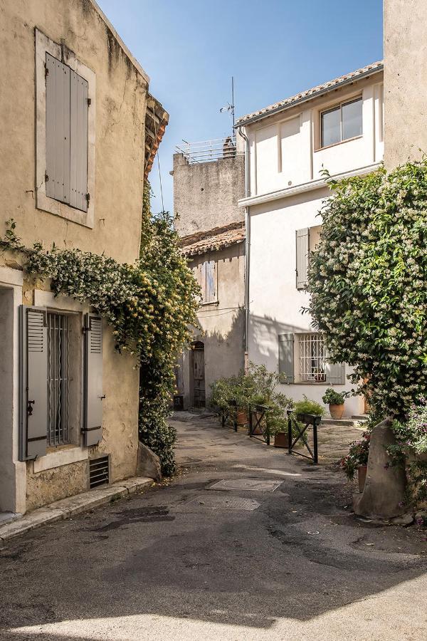 Arles Maison Petite Roquette Et Garage ภายนอก รูปภาพ