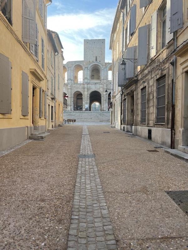 Arles Maison Petite Roquette Et Garage ภายนอก รูปภาพ